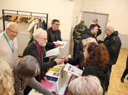  <a style='color: #fff;' href='/uploaded/photo/remise-de-livre-a-sivry-63d789c6d0049.jpg'>(Télécharger)</a>