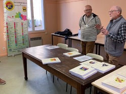  <a style='color: #fff;' href='/uploaded/photo/remise-de-livre-a-vandelainville-634ad1301f34a.jpg'>(Télécharger)</a>