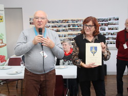  <a style='color: #fff;' href='/uploaded/photo/remise-de-livre-y-chenicourt-678a1e8e38c81.jpg'>(Télécharger)</a>