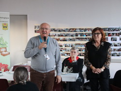  <a style='color: #fff;' href='/uploaded/photo/remise-de-livre-y-chenicourt-678a1e91ed09b.jpg'>(Télécharger)</a>