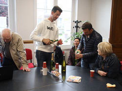  <a style='color: #fff;' href='/uploaded/photo/remise-de-livre-y-limey-remenauville-666ea318299e6.jpg'>(Télécharger)</a>