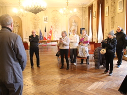  <a style='color: #fff;' href='/uploaded/photo/remise-de-livre-y-pont-y-mousson-656ecd6e4bcb9.jpg'>(Télécharger)</a>