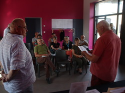  <a style='color: #fff;' href='/uploaded/photo/remise-de-livre-y-sainte-geneviy-ve-669b8bc8b4715.jpg'>(Télécharger)</a>