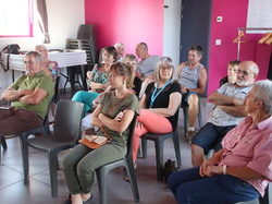  <a style='color: #fff;' href='/uploaded/photo/remise-de-livre-y-sainte-geneviy-ve-669b8bd617efc.jpg'>(Télécharger)</a>