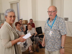  <a style='color: #fff;' href='/uploaded/photo/remise-de-livre-y-thiaucourt-regniy-ville-683d5bbb97887.jpg'>(Télécharger)</a>