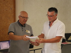  <a style='color: #fff;' href='/uploaded/photo/remise-de-livres-de-waville-et-villecey-sur-mad-62df83755ad63.jpg'>(Télécharger)</a>