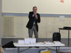  <a style='color: #fff;' href='/uploaded/photo/remise-des-livres-a-dieulouard-642b06202c232.jpg'>(Télécharger)</a>