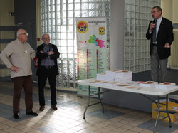  <a style='color: #fff;' href='/uploaded/photo/remise-des-livres-a-dieulouard-642b062201402.jpg'>(Télécharger)</a>