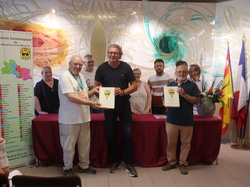  <a style='color: #fff;' href='/uploaded/photo/remise-des-livres-y-bly-nod-ly-s-pam-68527b1760136.jpg'>(Télécharger)</a>