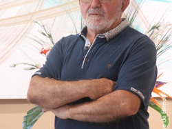  <a style='color: #fff;' href='/uploaded/photo/remise-des-livres-y-bly-nod-ly-s-pam-68527b197e94c.jpg'>(Télécharger)</a>