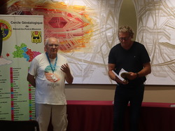  <a style='color: #fff;' href='/uploaded/photo/remise-des-livres-y-bly-nod-ly-s-pam-68527b199d07d.jpg'>(Télécharger)</a>