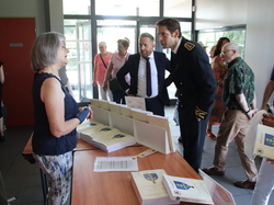  <a style='color: #fff;' href='/uploaded/photo/remise-des-livres-y-nomeny-64e3425c20ef9.jpg'>(Télécharger)</a>