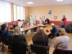  <a style='color: #fff;' href='/uploaded/photo/remise-du-livre-y-arraye-et-han-69281af5c9a0f.jpg'>(Télécharger)</a>