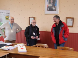  <a style='color: #fff;' href='/uploaded/photo/remise-du-livre-y-arraye-et-han-69281af5e678f.jpg'>(Télécharger)</a>