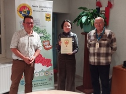  <a style='color: #fff;' href='/uploaded/photo/remise-du-livre-y-jaulny-691046204a0bd.jpg'>(Télécharger)</a>