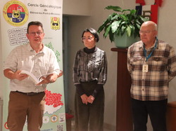  <a style='color: #fff;' href='/uploaded/photo/remise-du-livre-y-jaulny-69104689e859c.jpg'>(Télécharger)</a>